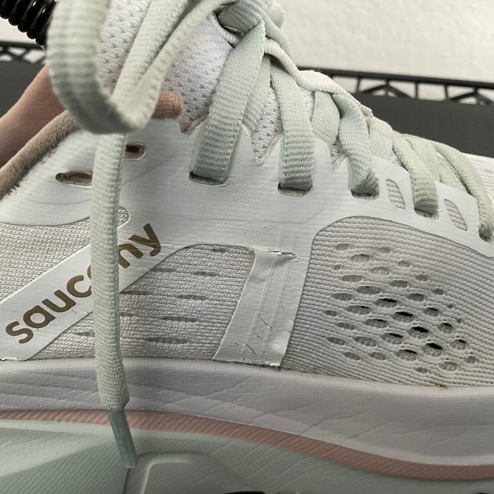 Saucony Guide 16 Womens Running Shoes White Beige Mint S10998-220 Size 7